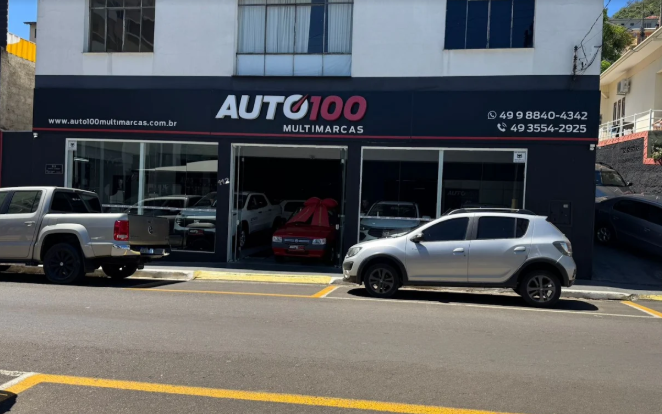 AUTO100 Multimarcas