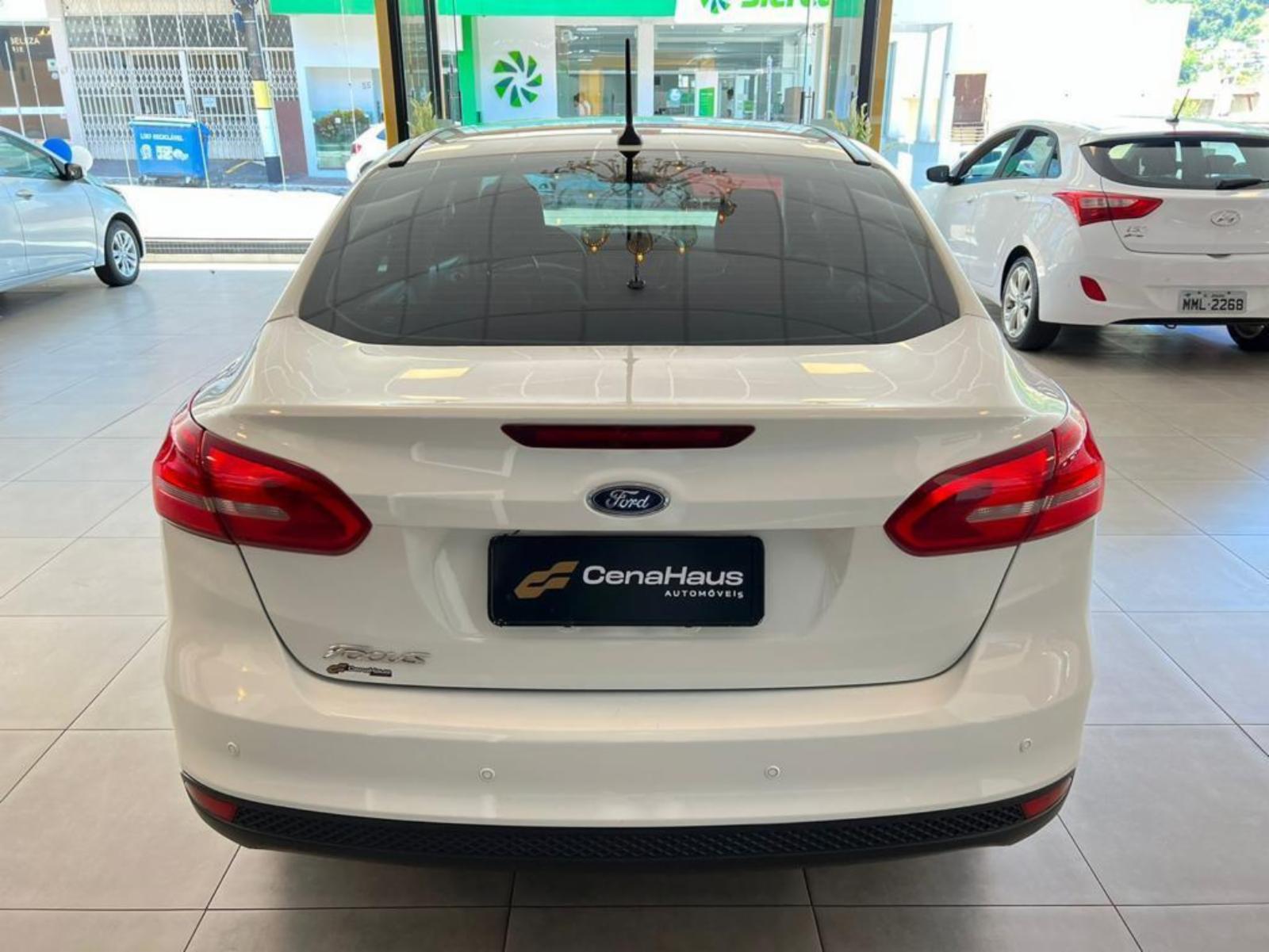 Focus fastback - foto 7