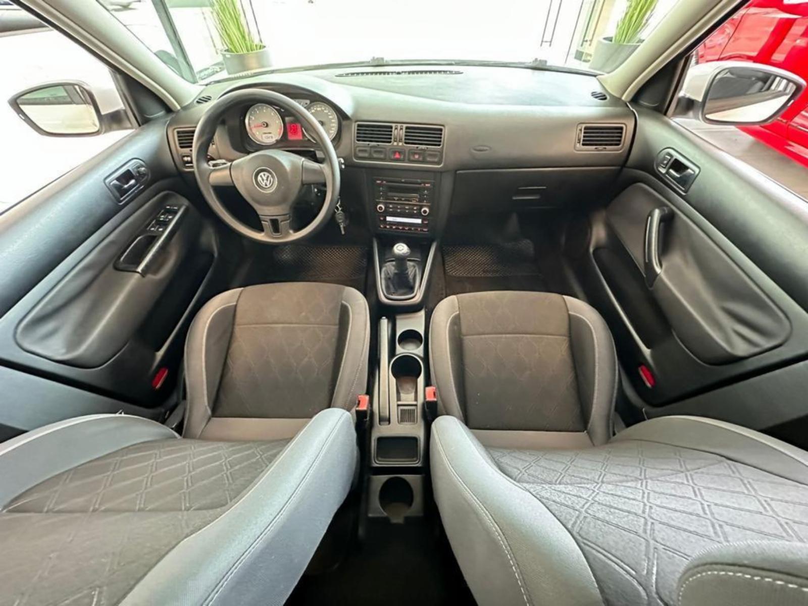 Golf 1.6 - foto 16