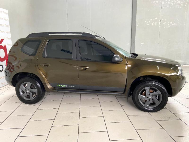 Renault DUSTER Dynamique 4x4 2.0 Hi-Flex 16V Mec - foto 4