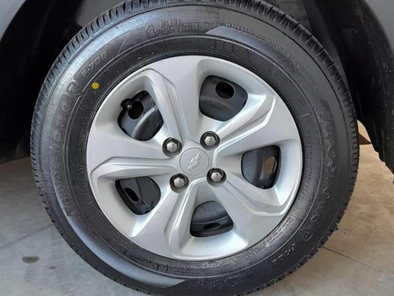 Chevrolet ONIX HATCH 1.0 12V Flex 5p Mec. - foto 6