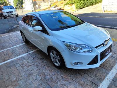 Focus sedan - thumb 4