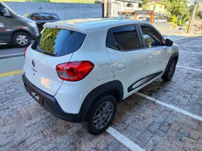 Kwid intense - thumb 5