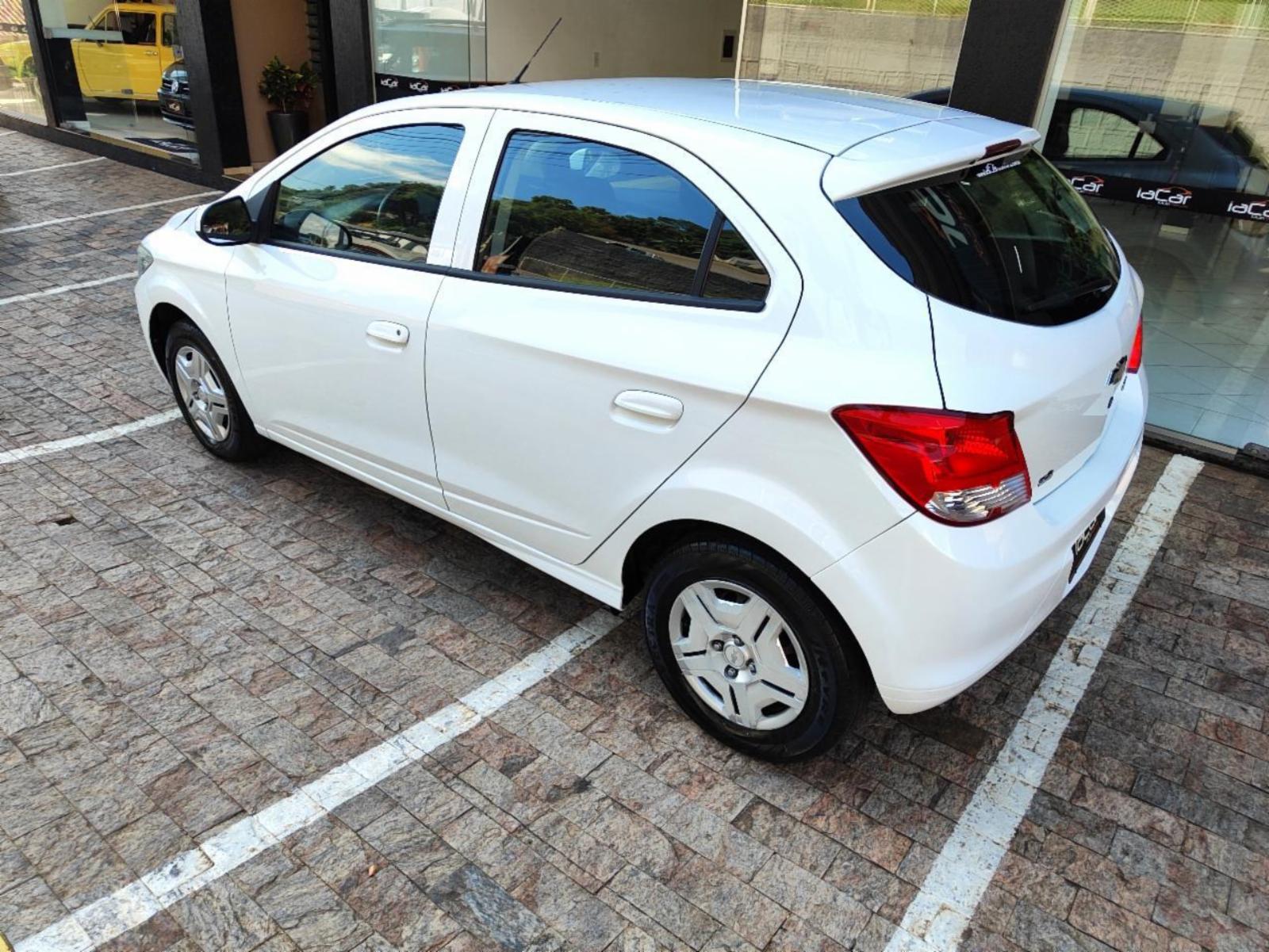 Onix hatch - foto 2