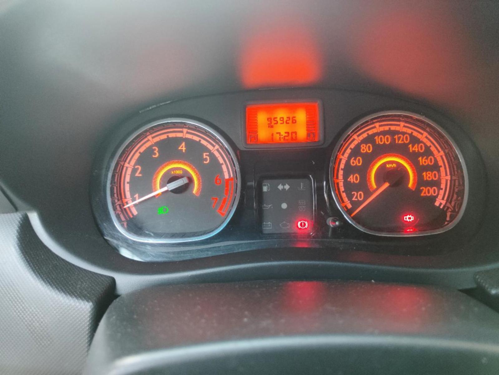 Sandero expression - foto 9