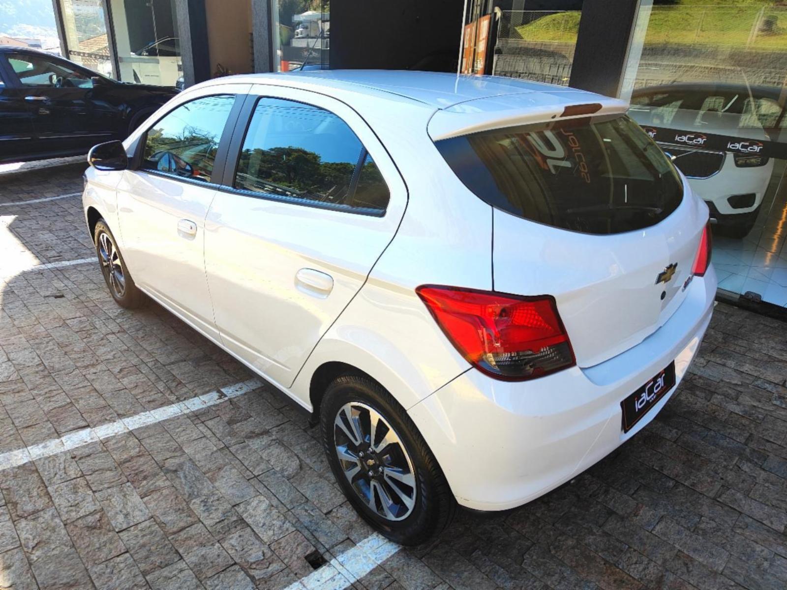 Onix hatch - foto 4
