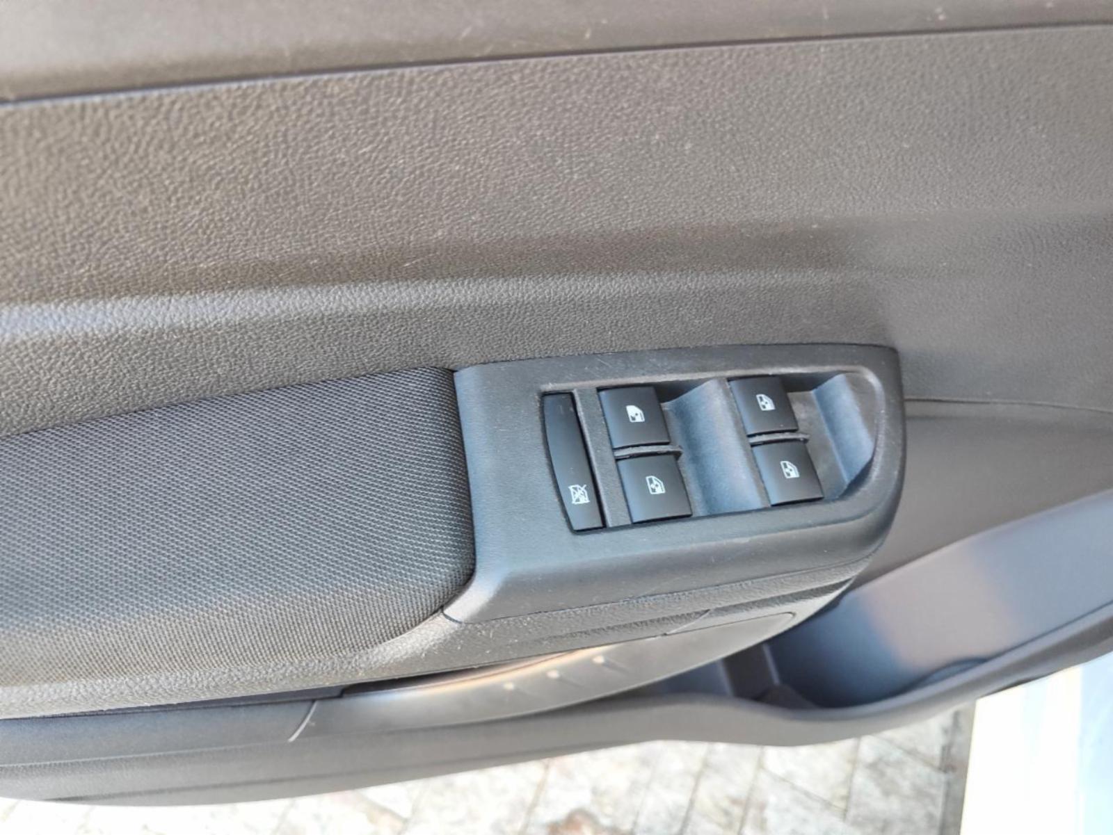 Onix hatch - foto 13