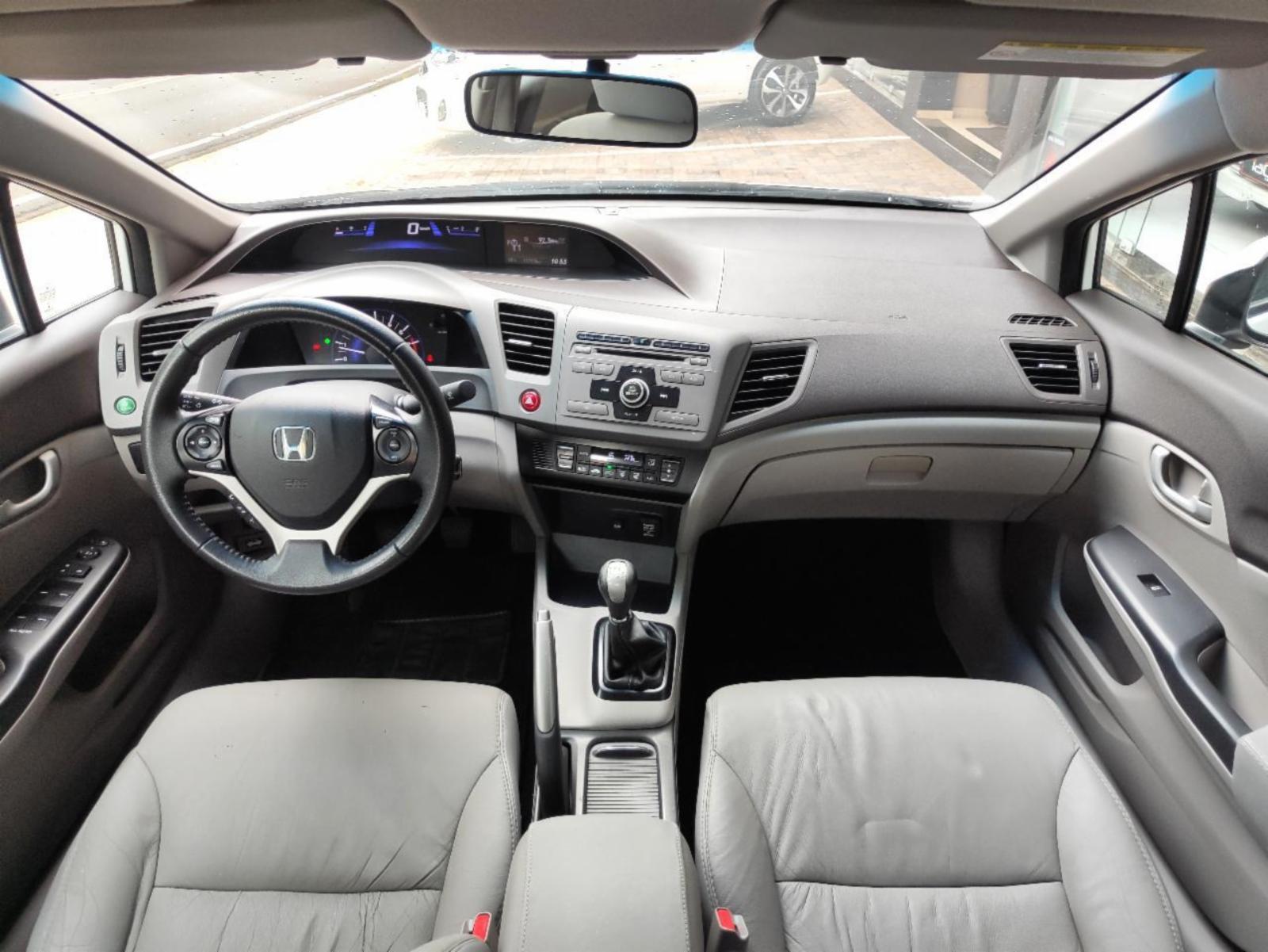 Civic sedan - foto 13