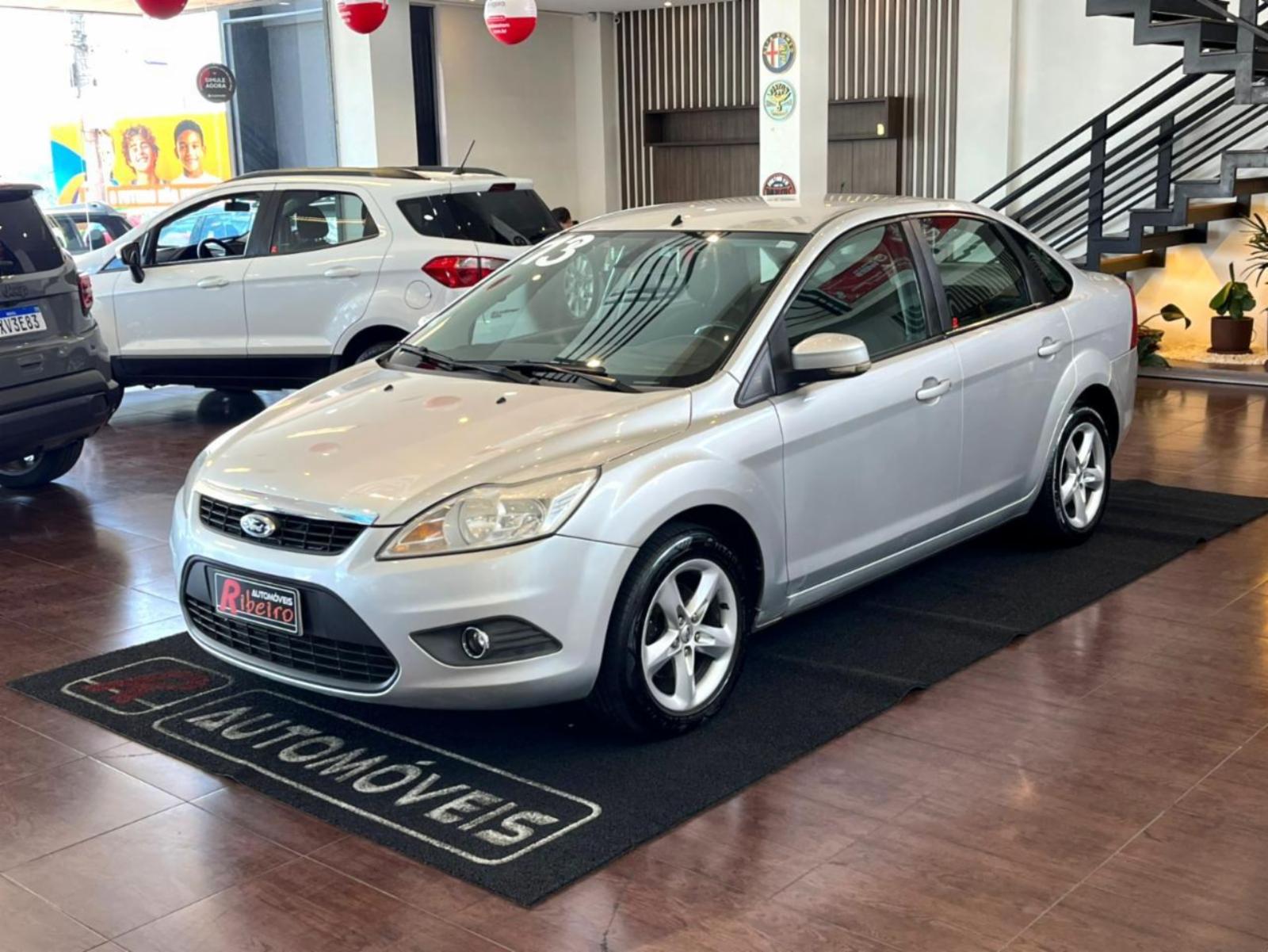 Focus sedan