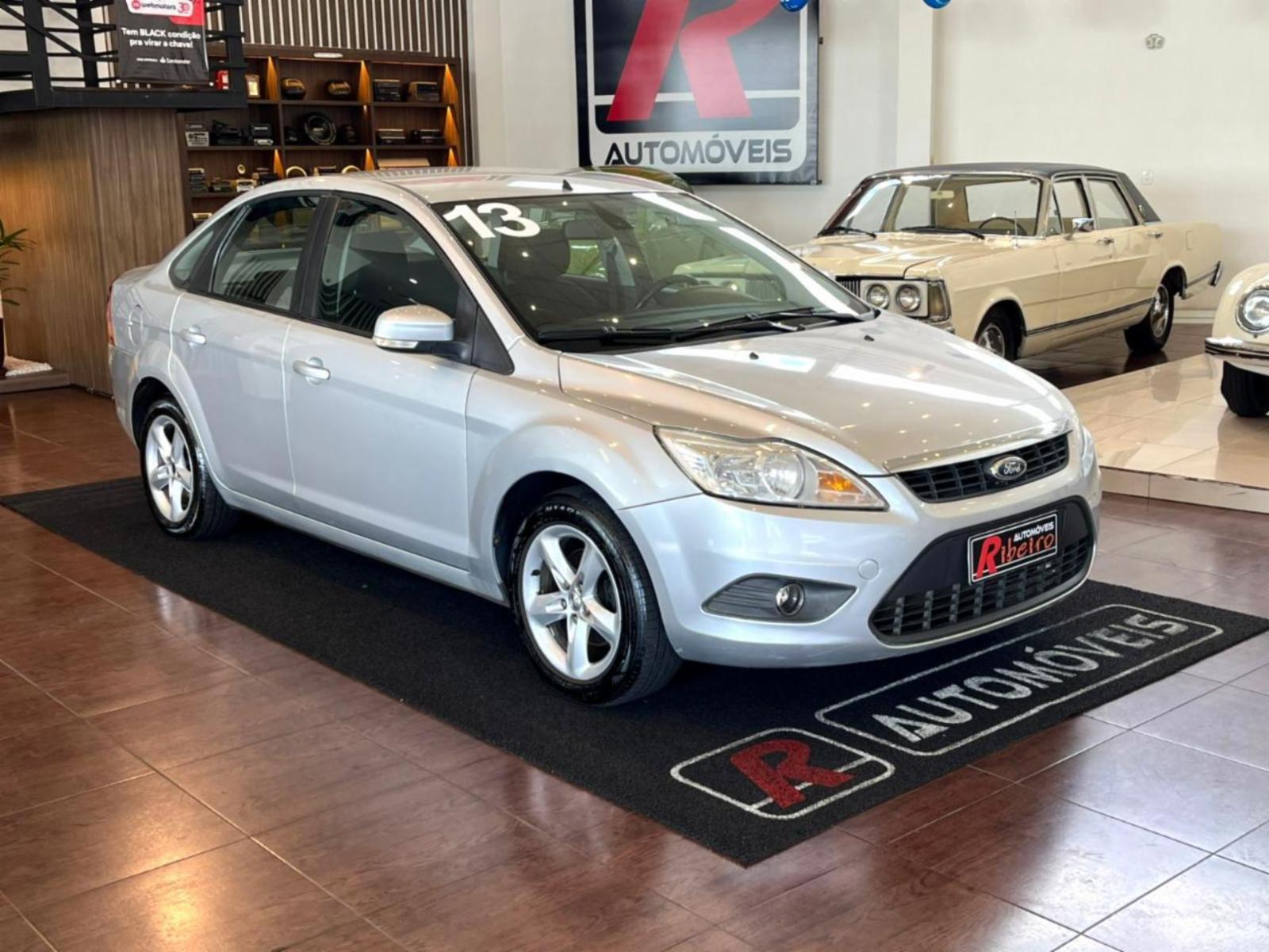 Focus sedan - foto 3