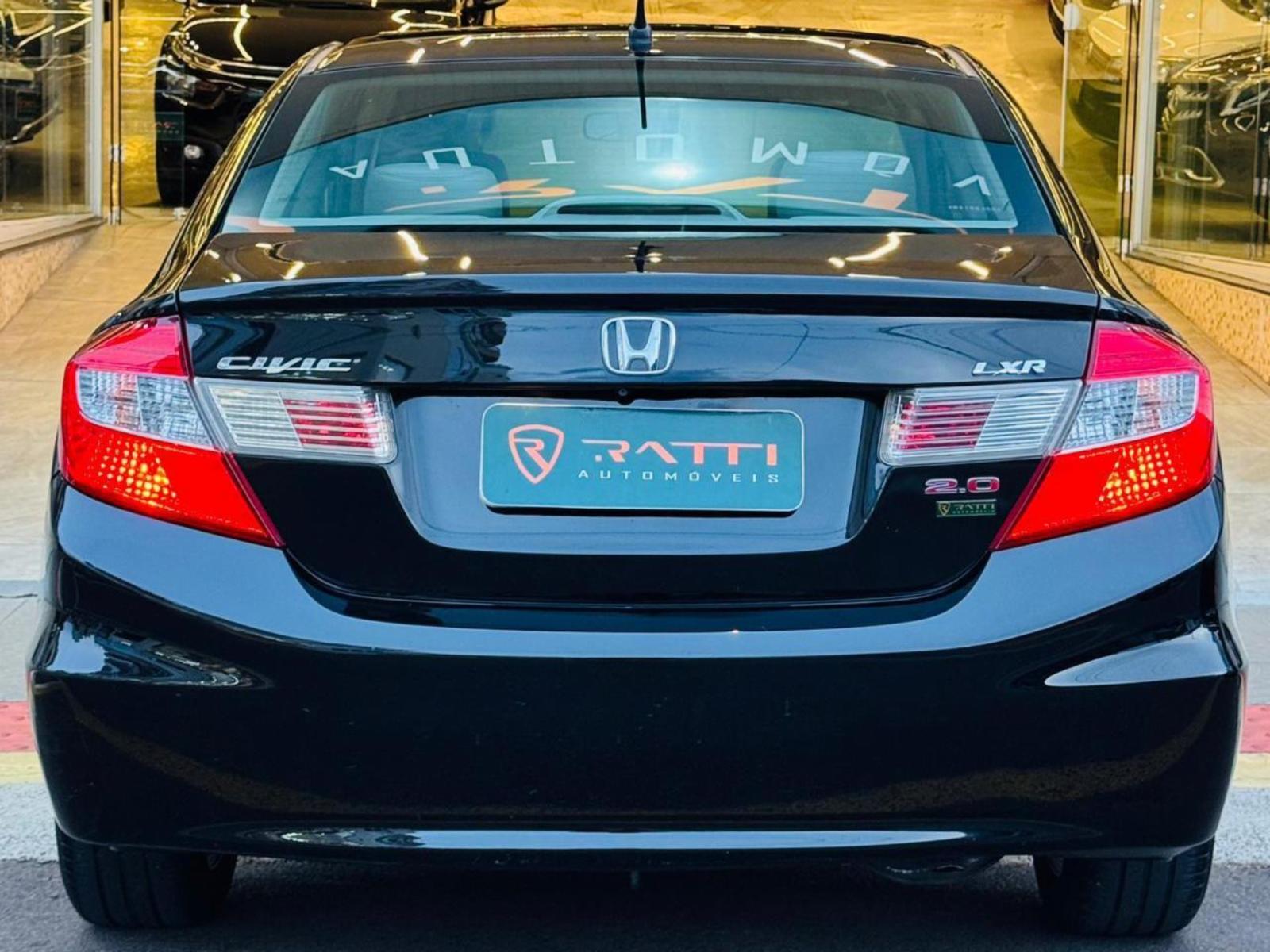 Civic sedan - foto 13