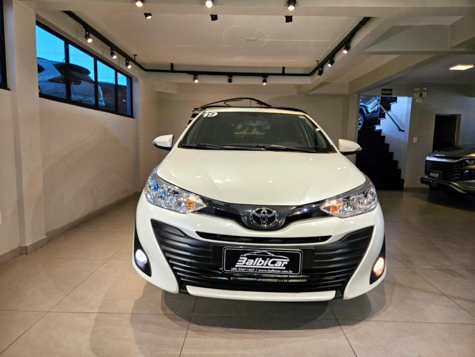 Yaris xl - foto 7