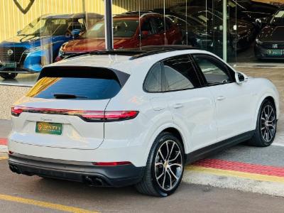 Cayenne e-hybrid - thumb 2