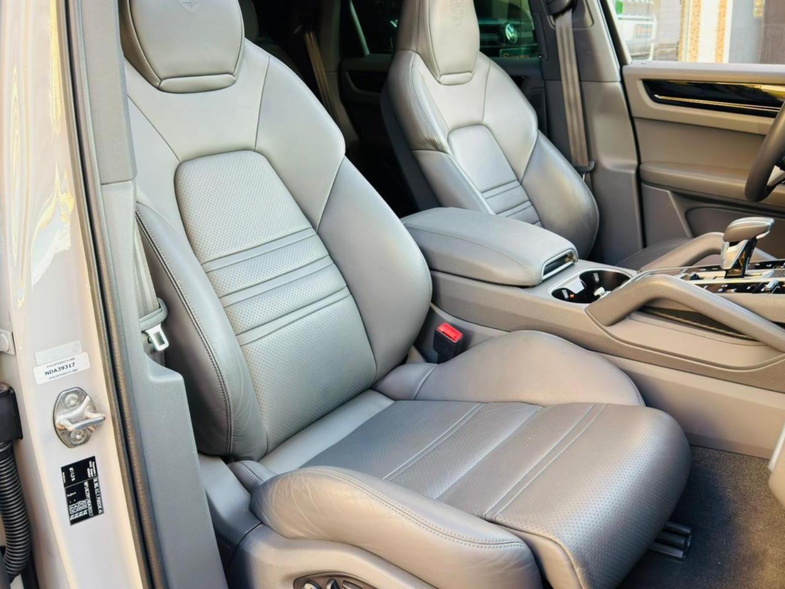 Cayenne e-hybrid - foto 17