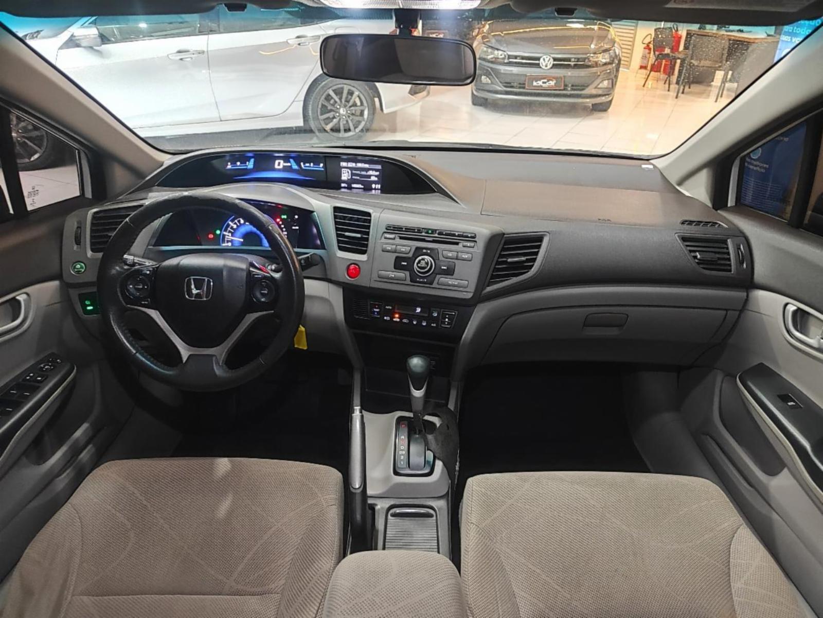 Civic sedan - foto 10