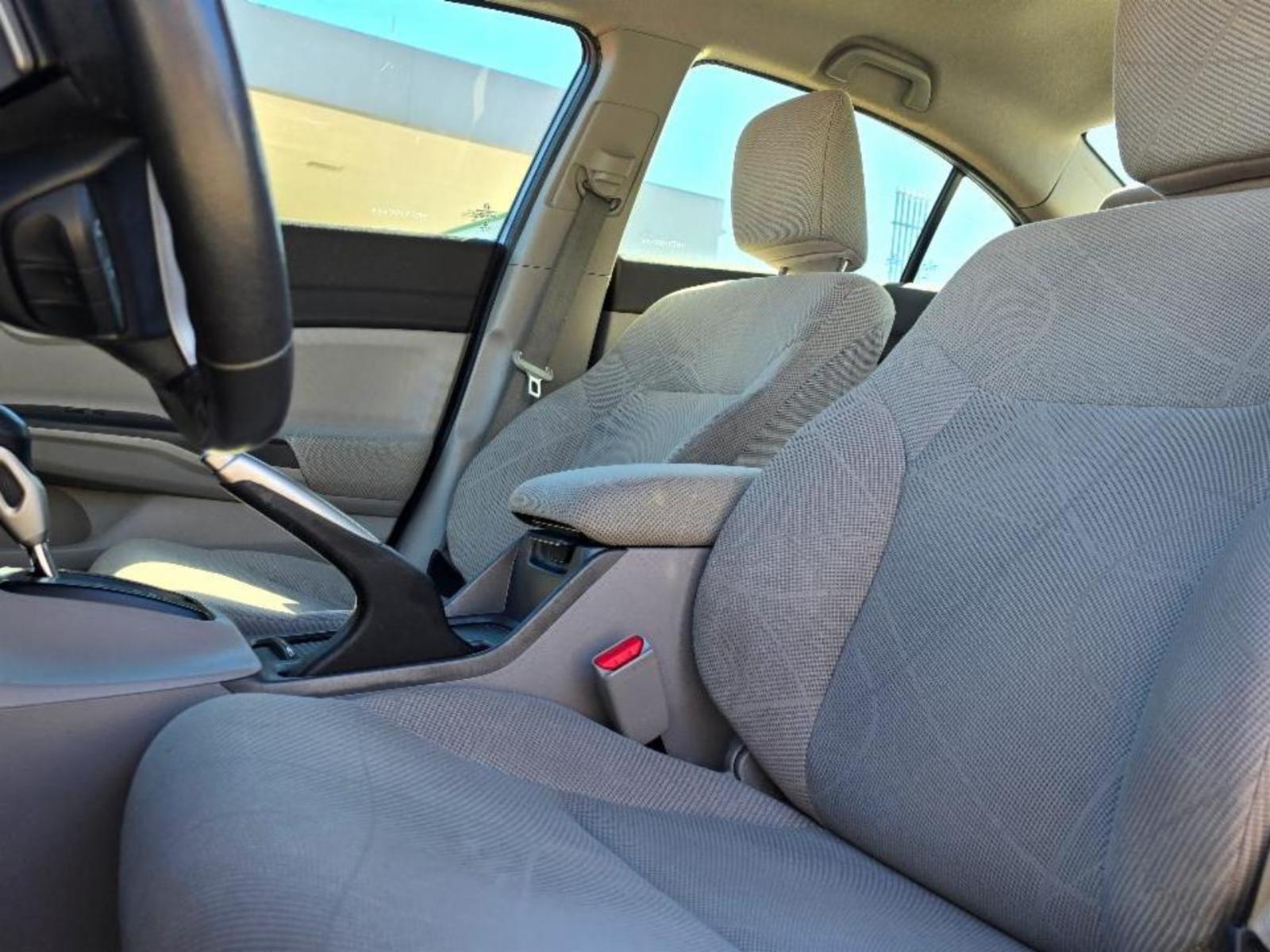 Civic sedan - foto 11