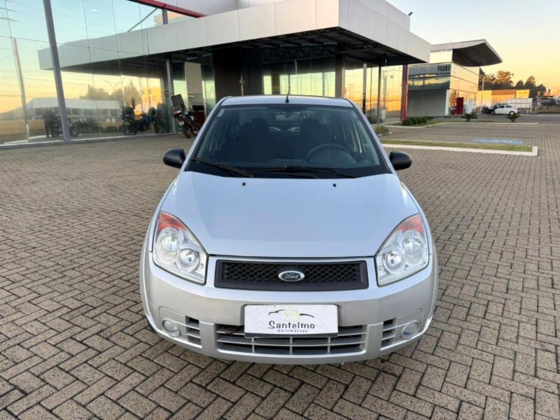 Ford Fiesta Sed. 1.6 8V Flex 4p - foto 2