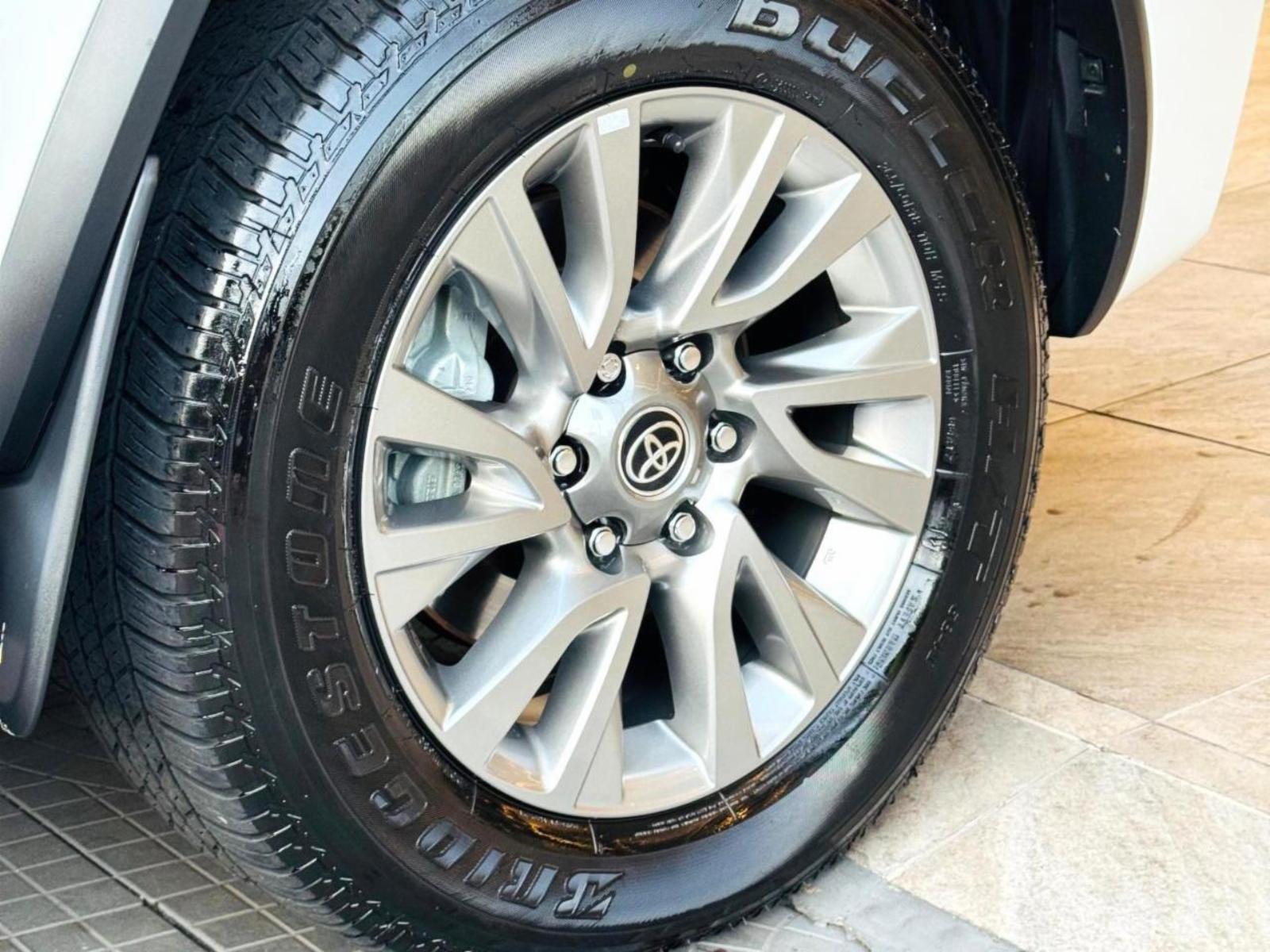 Hilux sw4 - foto 11