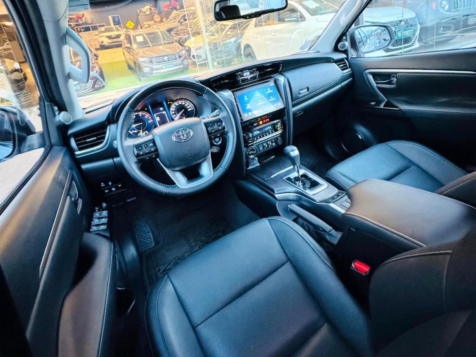 Hilux sw4 - foto 13