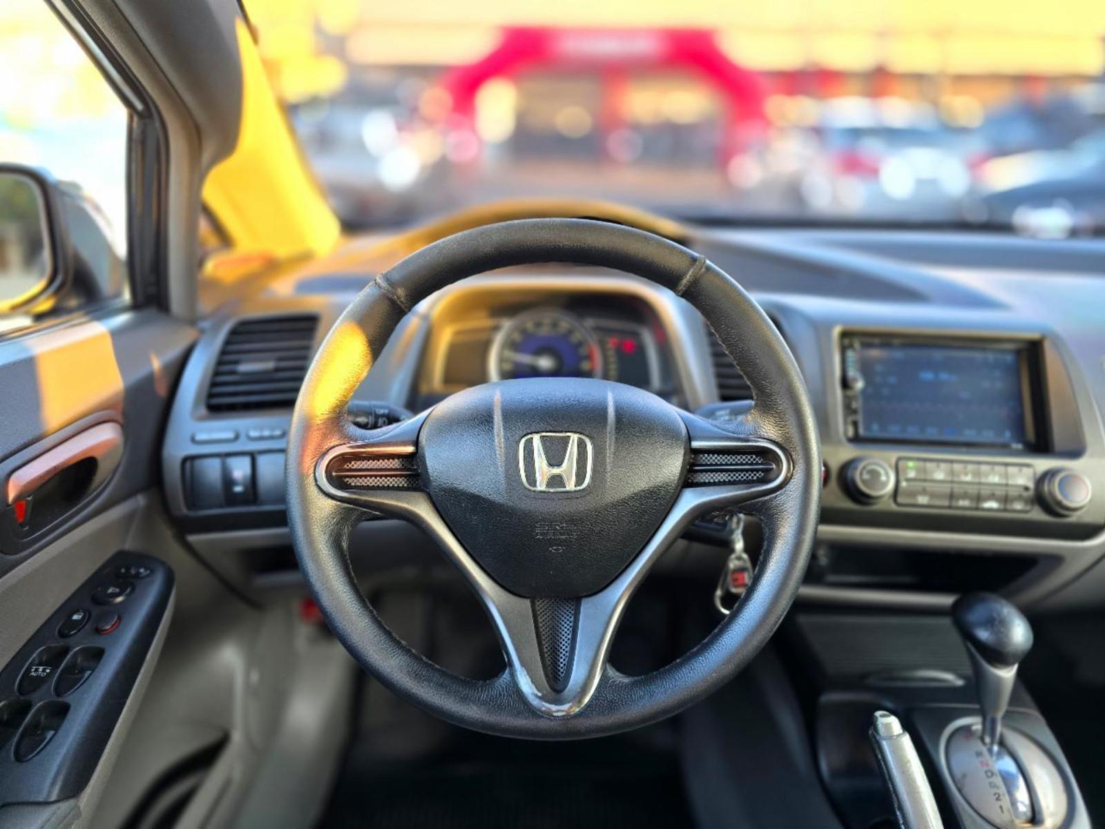 Civic sedan - foto 12