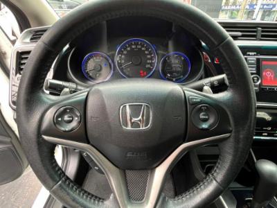 City sedan - thumb 4