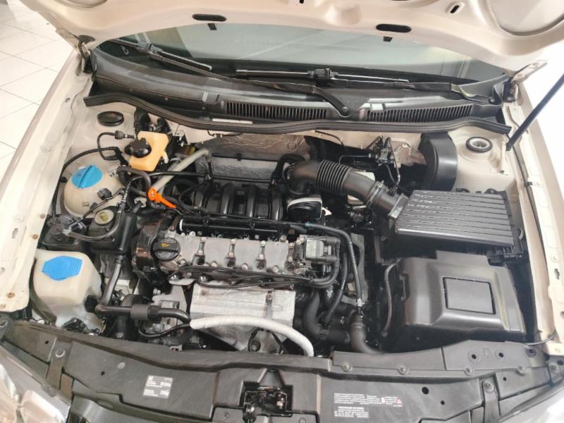 Volkswagen Golf Sportline 1.6 Mi Total Flex 8V 4p - foto 16