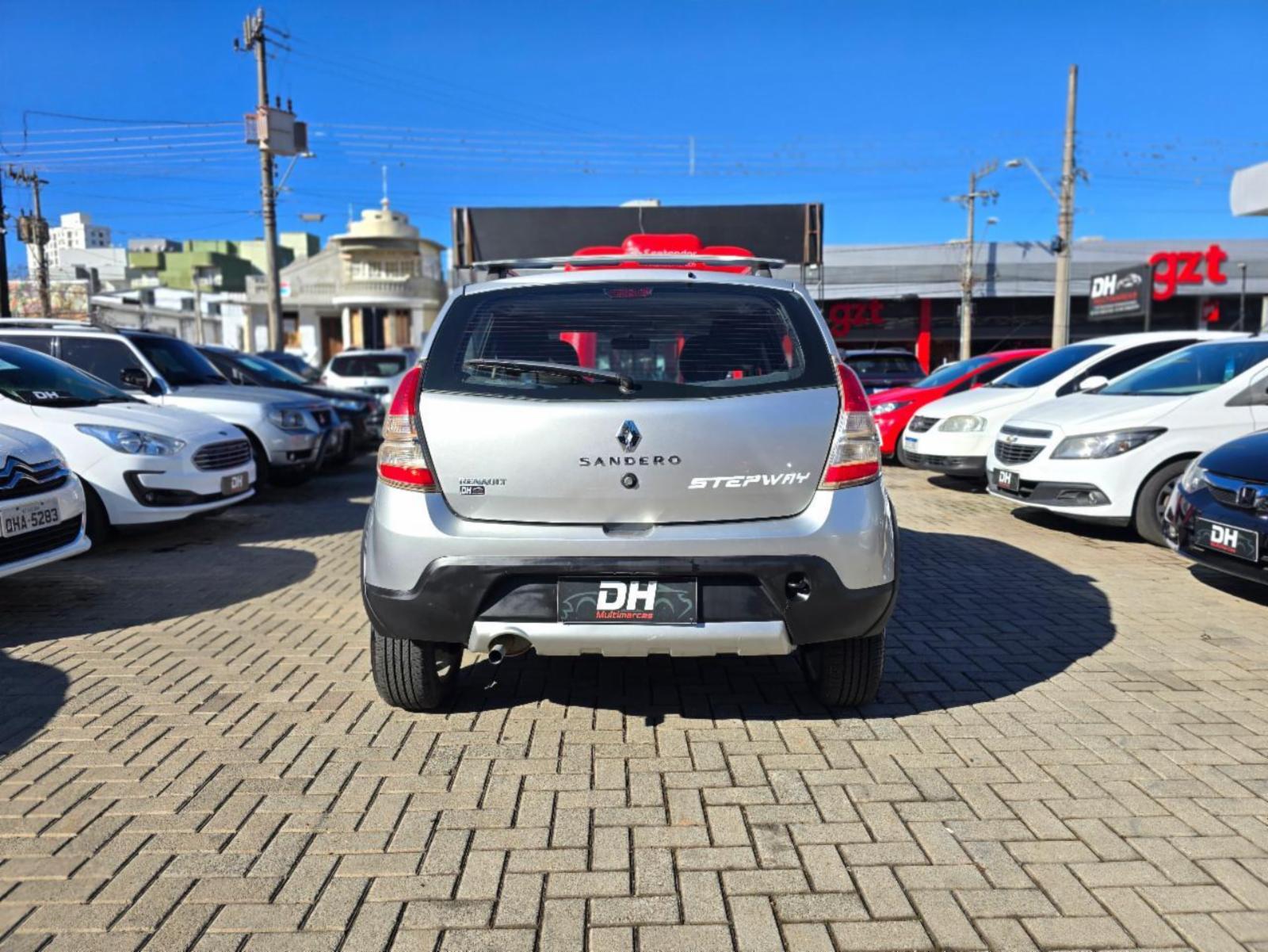 Sandero stepway - foto 2