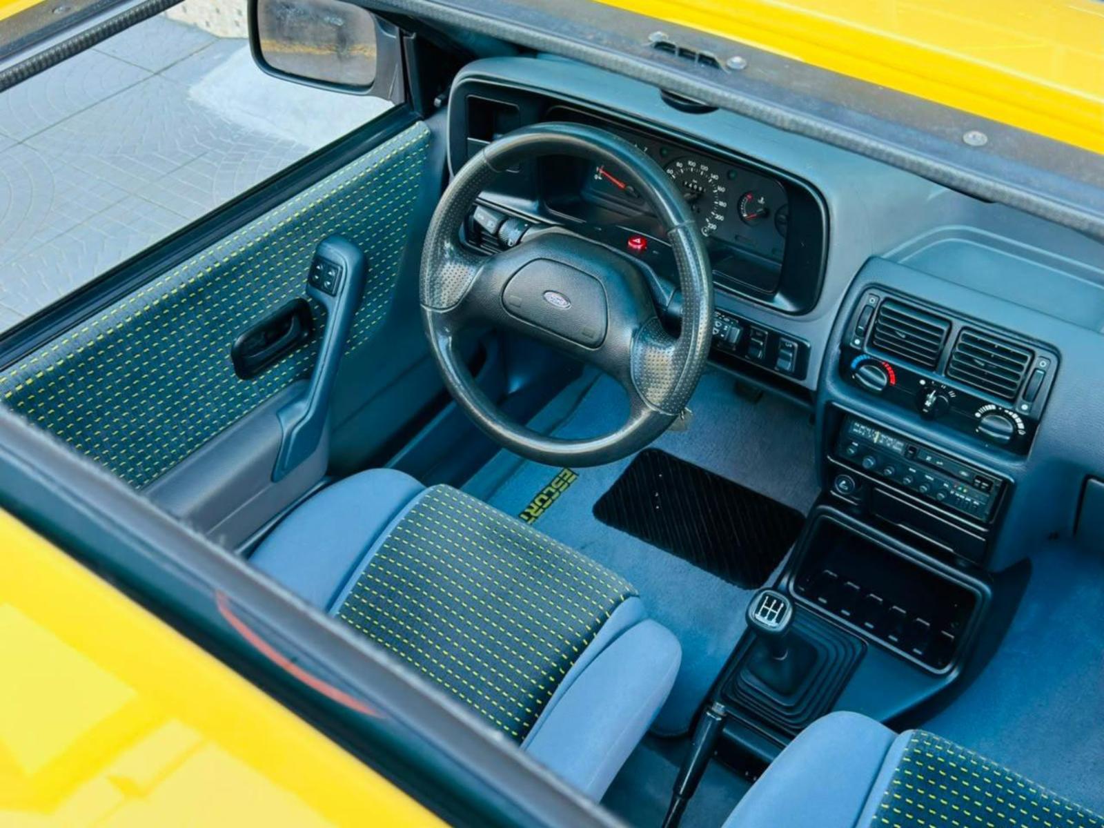 Escort xr3 - foto 12