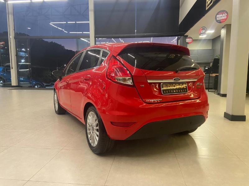 Ford Fiesta TIT./TIT.Plus 1.6 16V Flex Aut. - foto 6