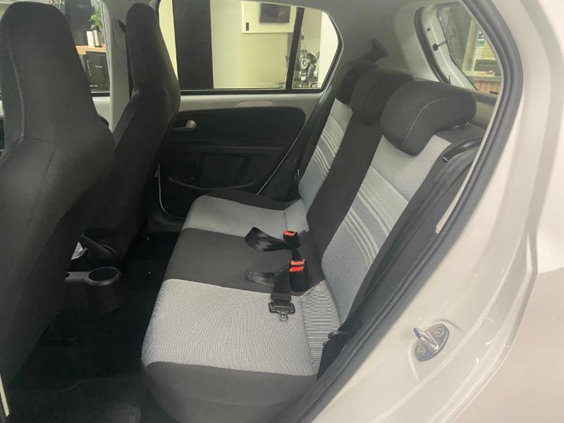 Volkswagen up! black/white/red I MOTION 1.0 Flex 5p - foto 8