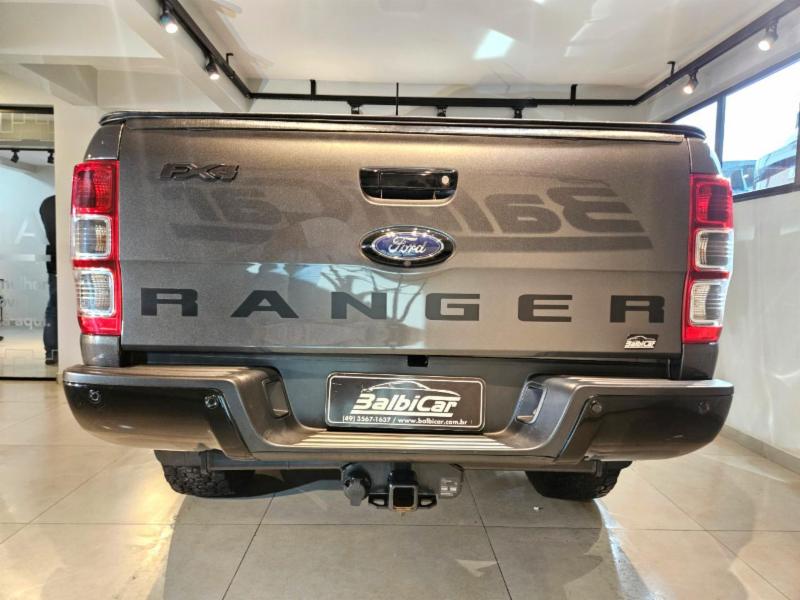 Ford Ranger FX4 3.2 20V 4x4 CD Diesel Aut. - foto 4