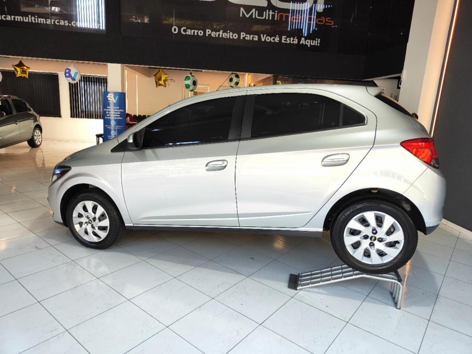 Onix hatch - foto 5