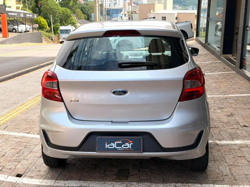 Ford Ka 1.0 SE/SE Plus TiVCT Flex 5p - foto 6