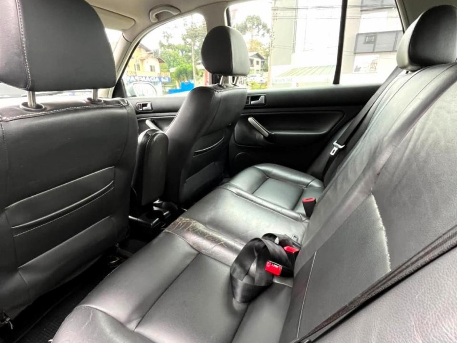 Golf 1.6 - foto 11