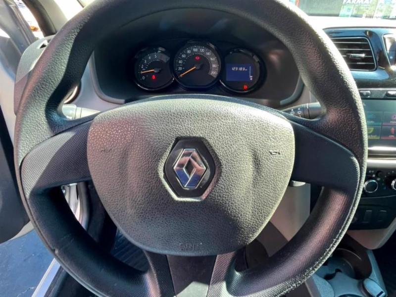 Renault LOGAN Expression Flex 1.6 16V 4p - foto 13