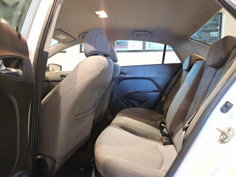 Hyundai HB20S Premium 1.6 Flex 16V Aut. 4p - foto 9