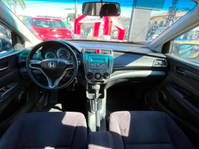 City sedan - thumb 7