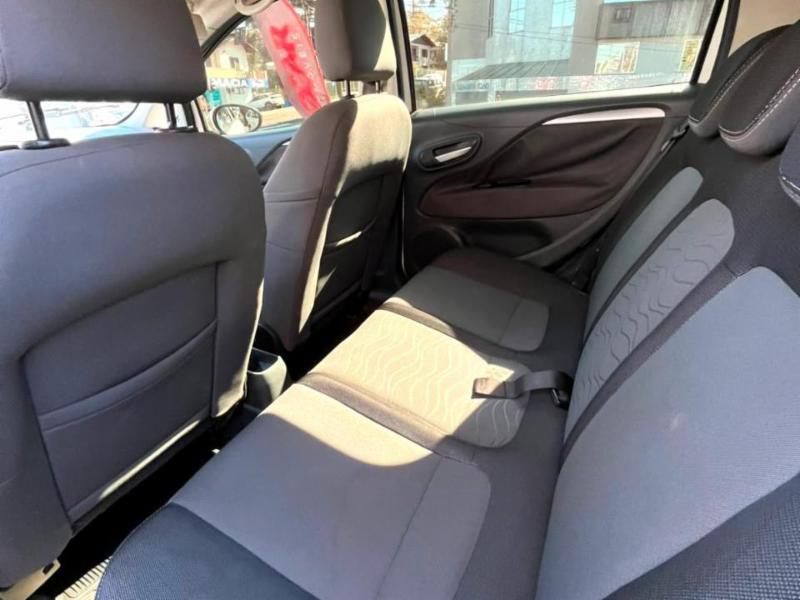 Fiat Punto ATTRACTIVE ITALIA 1.4 F.Flex 8V 5p - foto 14