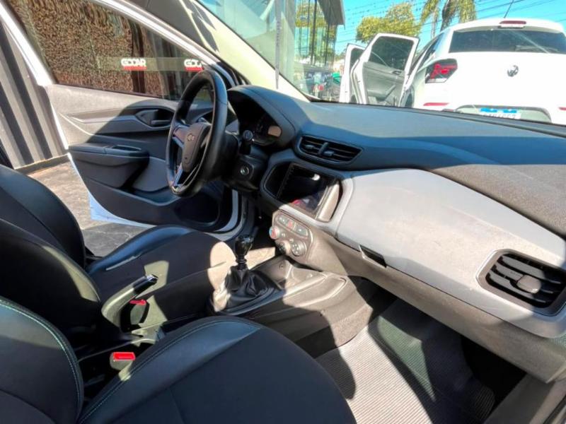 Chevrolet ONIX HATCH Joy 1.0 8V Flex 5p Mec. - foto 9