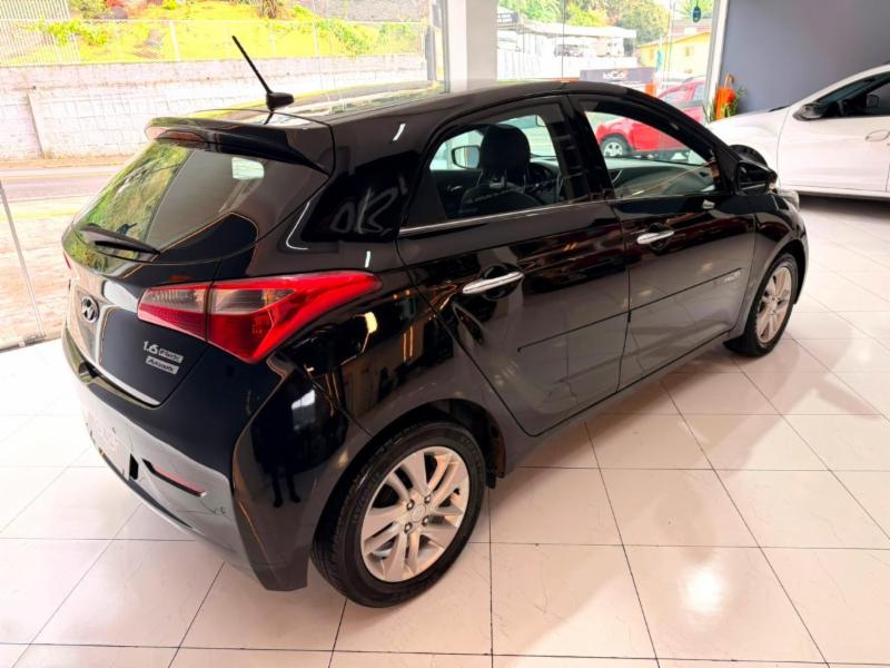 Hyundai HB20 Premium 1.6 Flex 16V Aut. - foto 3