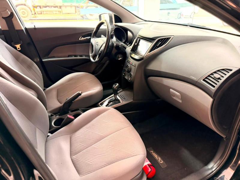 Hyundai HB20 Premium 1.6 Flex 16V Aut. - foto 6