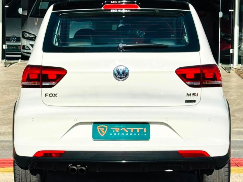 Volkswagen Fox PEPPER 1.6 Flex 16V 5p - foto 12