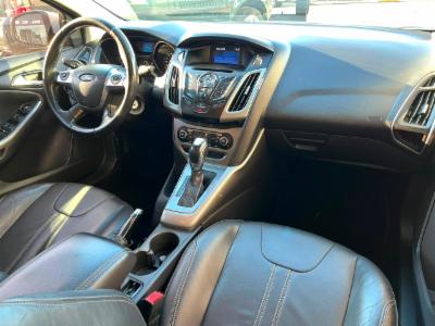 Focus sedan - thumb 3