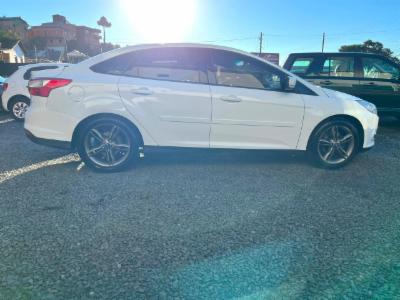 Focus sedan - thumb 7