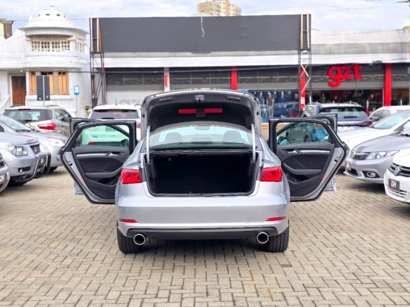 Audi A3 Sed. Ambition 2.0 TSFI 220cv S-tronic - foto 18