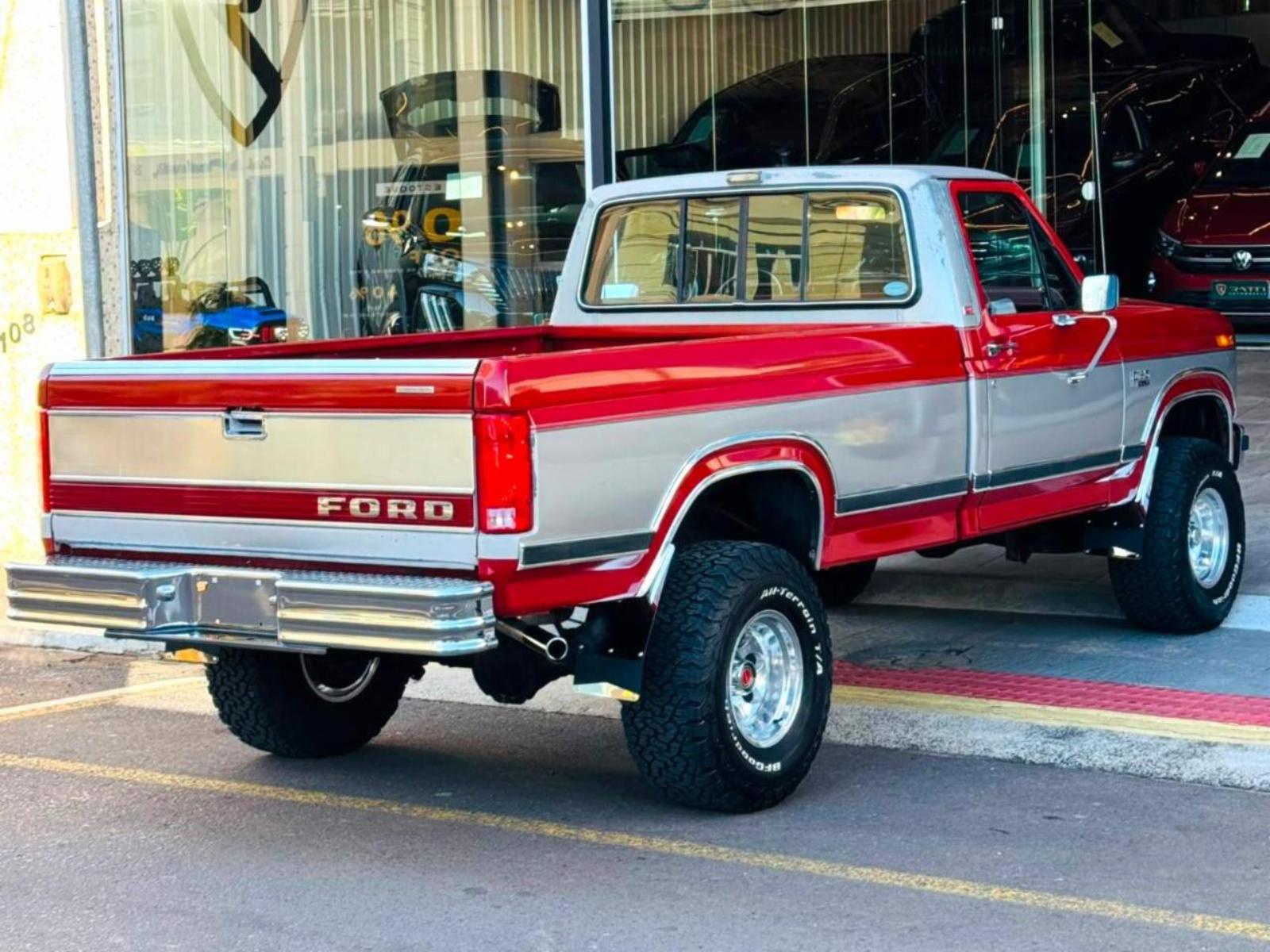 F-150 xlt - foto 2