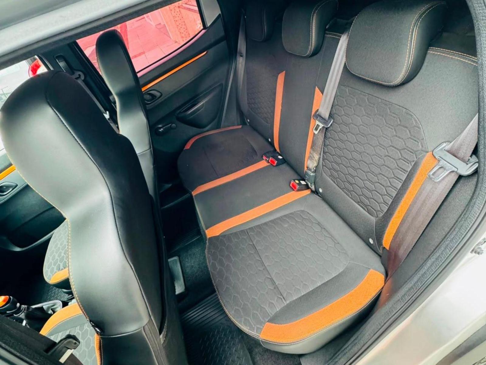 Kwid outsider - foto 8