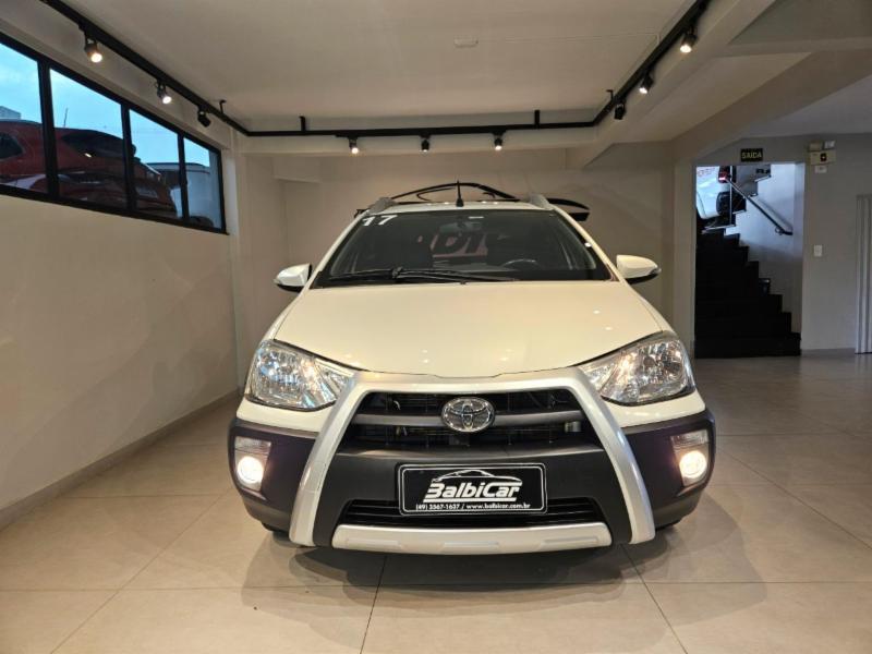Toyota ETIOS CROSS 1.5 Flex 16V 5p Aut. - foto 7