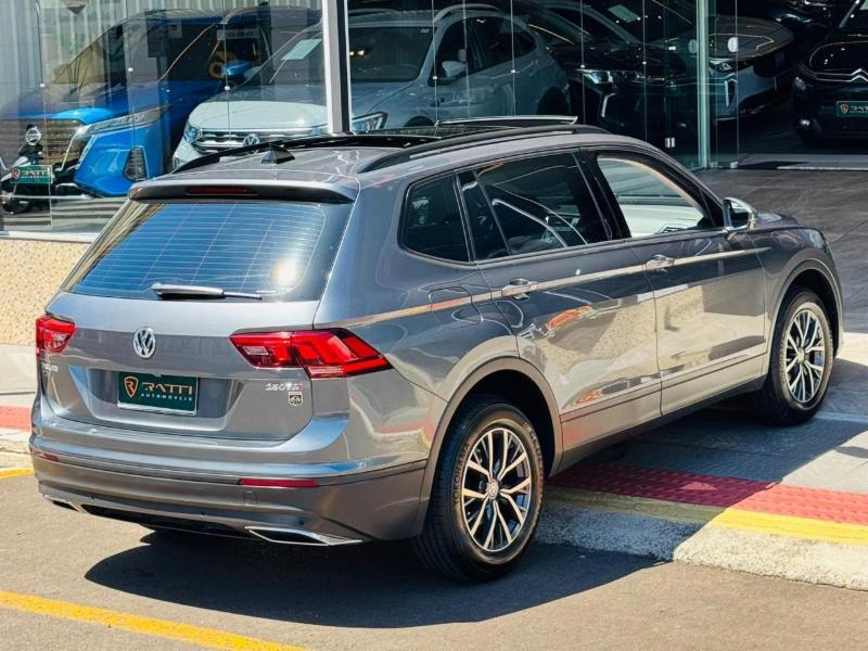 Volkswagen TIGUAN Allspac Comf 250 TSI 1.4 Flex - foto 12