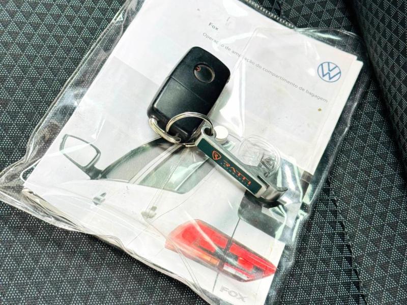 Volkswagen VOYAGE 1.6 MSI Flex 8V 4p - foto 2